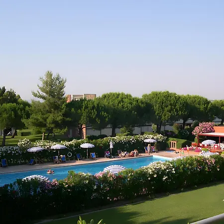 公寓 Trilocale Con Solarium E Piscina