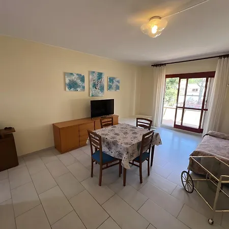 Apartmán Trilocale Con Solarium E Piscina Bibbona